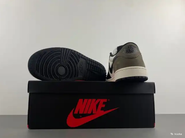 Reps TBK Air Jordan 1 Low OG Mocha CZ0790-102 0514
